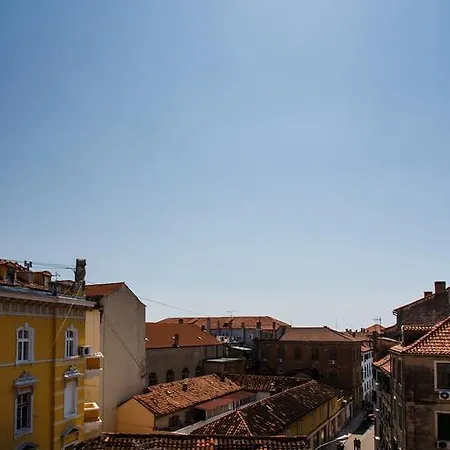 Apartment Neva Old Town Split